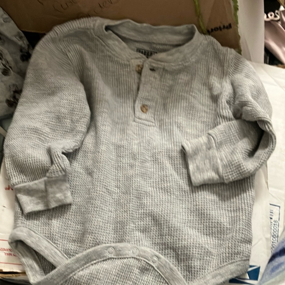 FINAL MARKDOWN Faded glory one piece waffle weave Henley 12 months